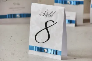 Numery stolików, stół weselny, ślub - Amaretto nr 4 - papier perłowy z kokardką navy blue, eleganckie dodatki