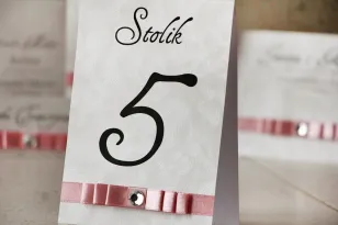 Numery stolików, stół weselny, ślub - Amaretto nr 5 - papier perłowy, eleganckie dodatki, pudrowy róż
