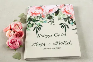 Hochzeitsgästebuch mit rosa Pfingstrosen und Rosen mit Eukalyptuszweigen