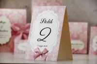 Eleganckie Numery na Stół Weselny Róż z Kokardką | Ornament