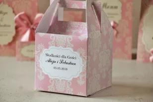 Pudełko na ciasto kwadratowe, tort weselny - Ornament nr 1 - Pudrowy róż z ornamentami
