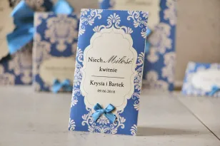 Podziękowania dla Gości weselnych - nasiona Niezapominajki - Ornament nr 2 - Chabrowe z ornamentami i kokardką