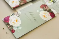 Menu Weselne Boho z Piwoniami na Perłowym Papierze | Opal nr 9