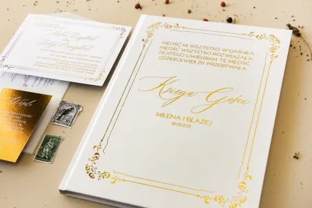 Weselna Księga Gości ślubne w białym kolorze ze złoceniami