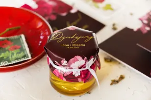 Glas Honig - ein süßes Dankeschön an die Hochzeitsgäste. Burgunderrote Kapuze mit Vergoldung und Blumenmotiv.