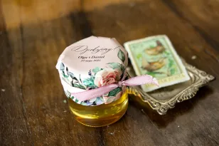 Wedding Honey ist ein süßes Dankeschön an die Gäste Wselnych. Kapuze im Boho-Stil in pastellrosa Farbe