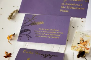 Fioletowy Bilecik do zaproszeń ślubnych ze złoceniem z motywem lawendy
