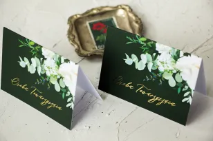 Florale Hochzeitsvignetten mit Vergoldung, flaschengrün mit Zusatz von weißen Pfingstrosen, Dahlien und Hortensien