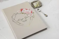 Księga Gości Weselnych Złote Serce | Personalizowana A4