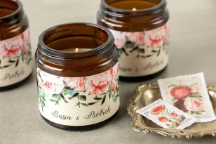 Naturalne Świeczki sojowe - podziękowania dla gości weselnych. Etykieta z różowymi piwoniami i różami