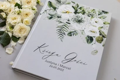 Księga Gości z Astrami i Białymi Kwiatami | Idealna na Romantyczny Ślub | Soft nr 4