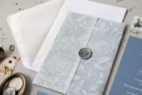 Zaproszenia Ślubne Dusty Blue z Kalką | Darmowy Projekt