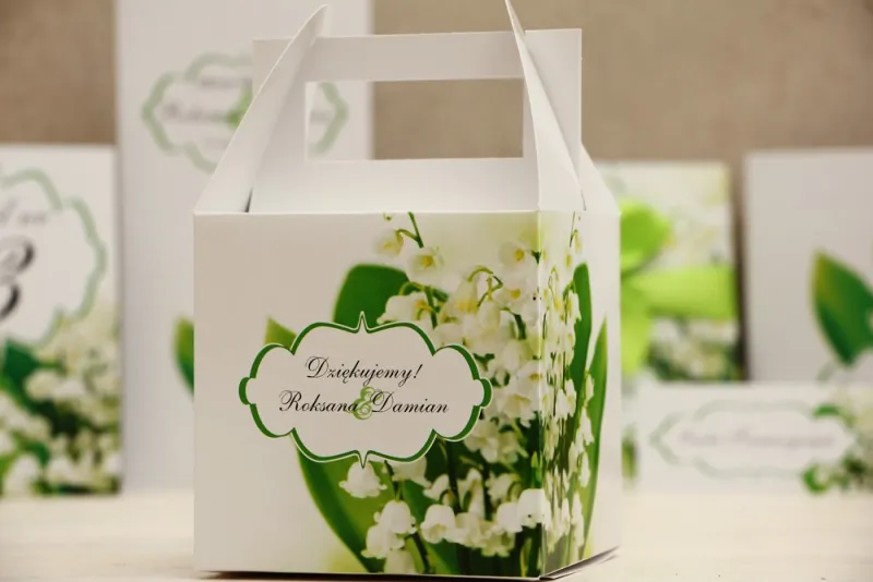 Pudełko na ciasto kwadratowe, tort weselny - Felicja nr 3 - Białe konwalie - kwiatowe dodatki ślubne Pudełko na ciasto kwadratowe, tort weselny - Felicja nr 3 - Białe konwalie - kwiatowe dodatki ślubne