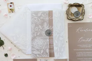 Cremige Hochzeitseinladungen
