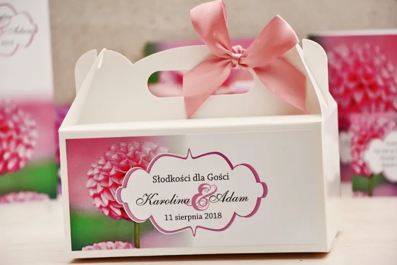 Prostokątne pudełko na ciasto, tort weselny, ślub - Felicja nr 9 - Różowe dalie - kwiatowe dodatki ślubne