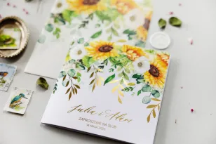Hochzeitseinladungen mit goldenen Zweigen und Sonnenblumen, perfekt für eine Sommerhochzeit