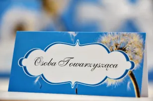 Hochzeitsvignetten, Visitenkarten mit Personalisierung für den Hochzeitstisch - Foto eines Löwenzahns am wolkenlosen