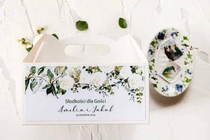 Pudełko na Ciasto weselne z kwiatowym motywem białych róż | Korani nr 12 - prostokątne