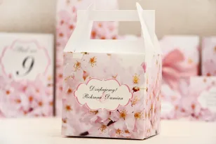 Pudełko na ciasto kwadratowe, tort weselny - Felicja nr 13 - Kwiaty wiśni - kwiatowe dodatki ślubne