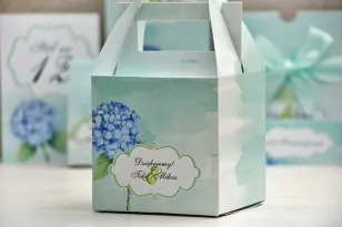 Pudełko na ciasto kwadratowe, tort weselny - Felicja nr 16 - Błękitne hortensje - kwiatowe dodatki ślubne