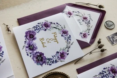 Eleganckie Zaproszenia Ślubne Fioletowy Ciemiernik, Złocone | Fioletowe i Złote Zaproszenia Ślubne Glamour | Cykade nr 9