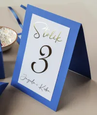 Niebieskie Numery na Stół Weselny Złocone | Eleganckie