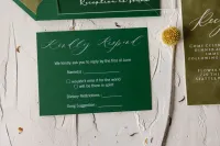 Zaproszenia Ślubne Plexi Złocone z Zieloną Kopertą | PR20