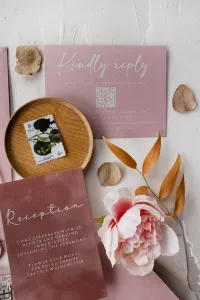 Zaproszenia Ślubne na Pleksi Złocone | Zamów Projekt Gratis