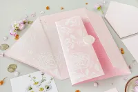 Zaproszenia Ślubne na Szkle z Kwiatami | Amelia-Wedding.pl