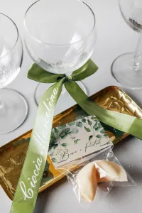 Winietki na Wstążce Butelkowa Zieleń | Amelia-Wedding.pl