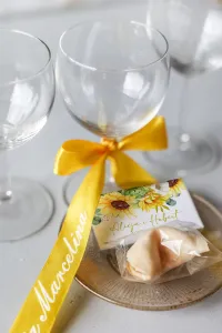 Żółte Winietki Ślubne na Wstążce | Personalizacja Gratis