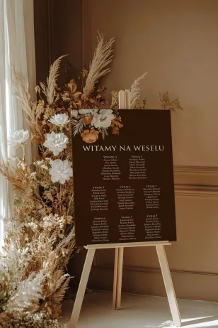 Plan Stołów Weselnych Boho | Brązowa Tablica z Rozmieszczeniem Gości