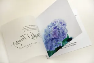 Hochzeitseinladung, elegante Hochzeitseinladungen mit Transparentpapier - Elegant No. 2 - blaue Hortensien