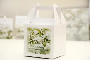 Schachtel für quadratische Torte, Hochzeitstorte - Elegant No. 6 - Weiße Blumen - florale Hochzeitsaccessoires