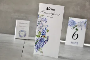 Hochzeitsmenü, Hochzeitstisch - Pistazien Nr. 1 - Blaue Hortensien und Wildblumen
