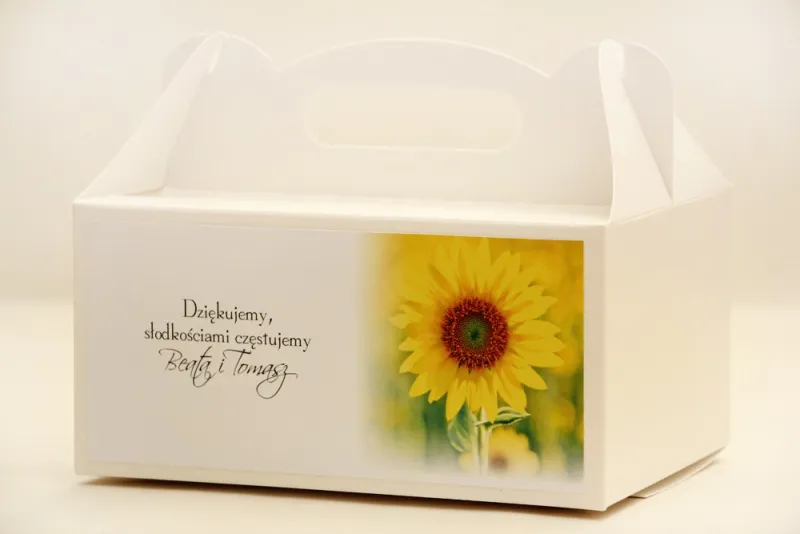 Prostokątne pudełko na ciasto, tort weselny, ślub - Elegant nr 8 - Letnie żółte słoneczniki - kwiatowe dodatki ślubne Prostokątne pudełko na ciasto, tort weselny, ślub - Elegant nr 8 - Letnie żółte słoneczniki - kwiatowe dodatki ślubne