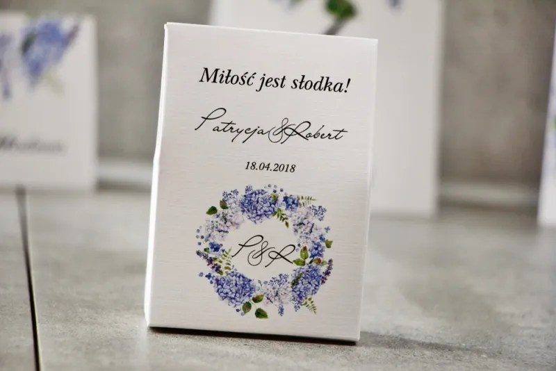 Pudełeczko stojące na cukierki, podziękowania dla Gości weselnych - Pistacjowe nr 1 - Błękitne hortensje Pudełeczko stojące na cukierki, podziękowania dla Gości weselnych - Pistacjowe nr 1 - Błękitne hortensje