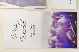 Hochzeitsmenü, Hochzeitstisch - Elegant Nr. 14 - Lila Krokusse - Elegante Blumenmuster - Hochzeitsaccessoires