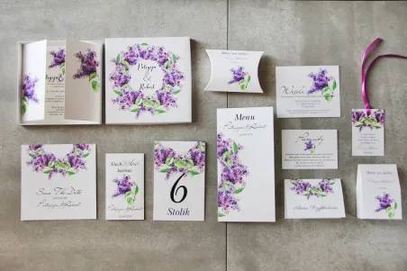 Efektowne zaproszenie ślubne w pudełku z dodatkami - Pistacjowe 2 - Wiosenne fioletowe bzy