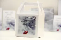 Zimowe Pudełka na Ciasto Weselne z Jarzębiną | Elegant 17