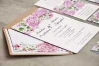 Zaproszenie na Wesele z wykwintnym Złoceniem, kwiatem hortensji w odcieniach różu | Eleganckie Zaproszenia Weselne
