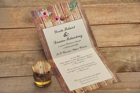 Innenseite der Hochzeitseinladung Rustikal Nr. 1 - Rosa Blumen von Eustoma - Hintergrund mit Holzmotiv