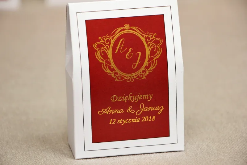 Pudełeczko stojące na cukierki, podziękowania dla Gości weselnych - Sonata nr 3 - Czerwień i złoto Pudełeczko stojące na cukierki, podziękowania dla Gości weselnych - Sonata nr 3 - Czerwień i złoto