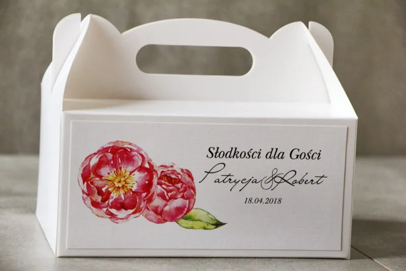 Prostokątne pudełko na ciasto, tort weselny, Ślub - Pistacjowe nr 6 - Piwonie w odcieniu amarantowym Prostokątne pudełko na ciasto, tort weselny, Ślub - Pistacjowe nr 6 - Piwonie w odcieniu amarantowym