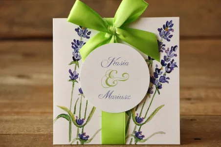 Hochzeitseinladungen im Etui - Gemalte Blumen Nr. 8 - Lavendel - mit Schleife