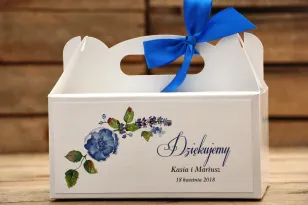 Pudełko na ciasto prostokątne z kokardą - Malowane kwiaty nr 13 - Chabrowe - dodatki ślubne, tort weselny