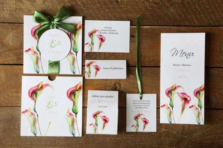 Eleganckie Zaproszenia Ślubne | Różane kalie na białym lnianym papierze