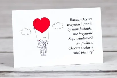 Bilecik do zaproszenia ślubnego Bueno nr 1 - Rysunkowa para z balonem