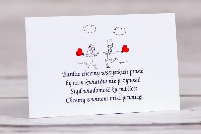 Bilecik do zaproszenia ślubnego z kolekcji Bueno nr 5 - Rysunek Pary Młodej z czerwonymi balonikami biegnącej w swoje objęcia