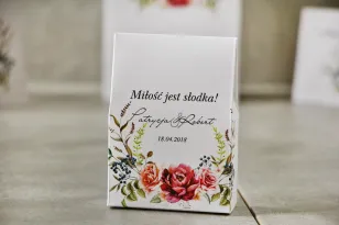 Bonbonschachtel, dank der Hochzeitsgäste - Pistazie Nr. 11 - Cooler Strauß burgunderroter Rosen